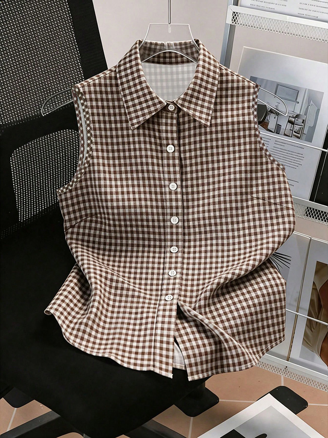 sleeveless top
