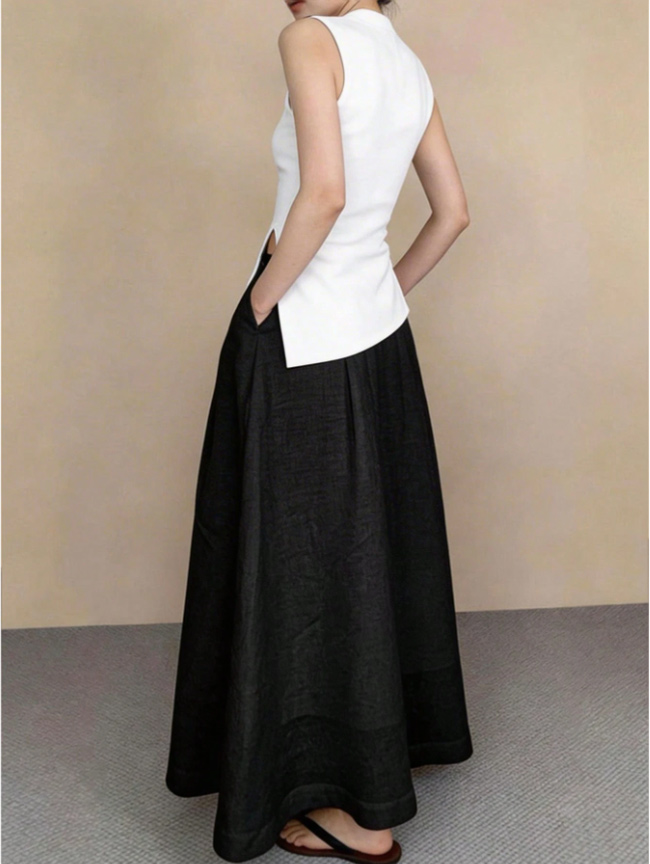 whole length flow silhouette black vintage maxi skirt, lightweight vacation maxi skirt for women