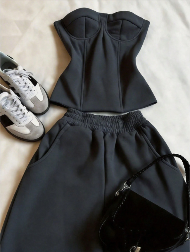 full flat lay black Y2K bandeau sexy 2 piece sets, strapless tube top with pocket wide leg pants matching outfit